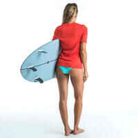 חולצת גלישה קצרה לנשים עם הגנת UV דגם MALOU - ורוד קורל