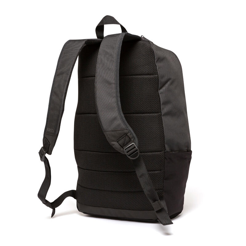 24 L背包Essential－黑色