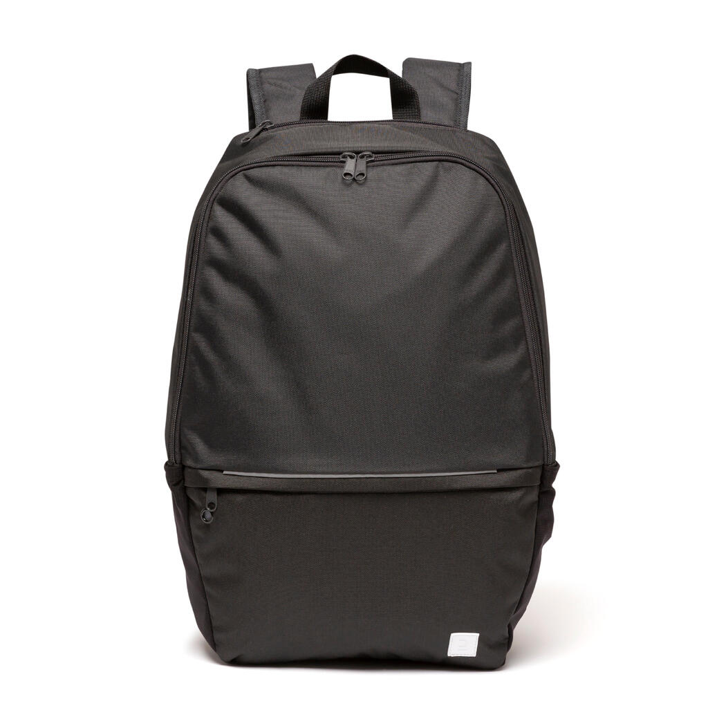 Mochila deportiva negra 24 L ESSENTIAL 