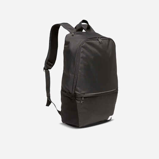 
      Sac à dos 24L - ESSENTIAL noir
  