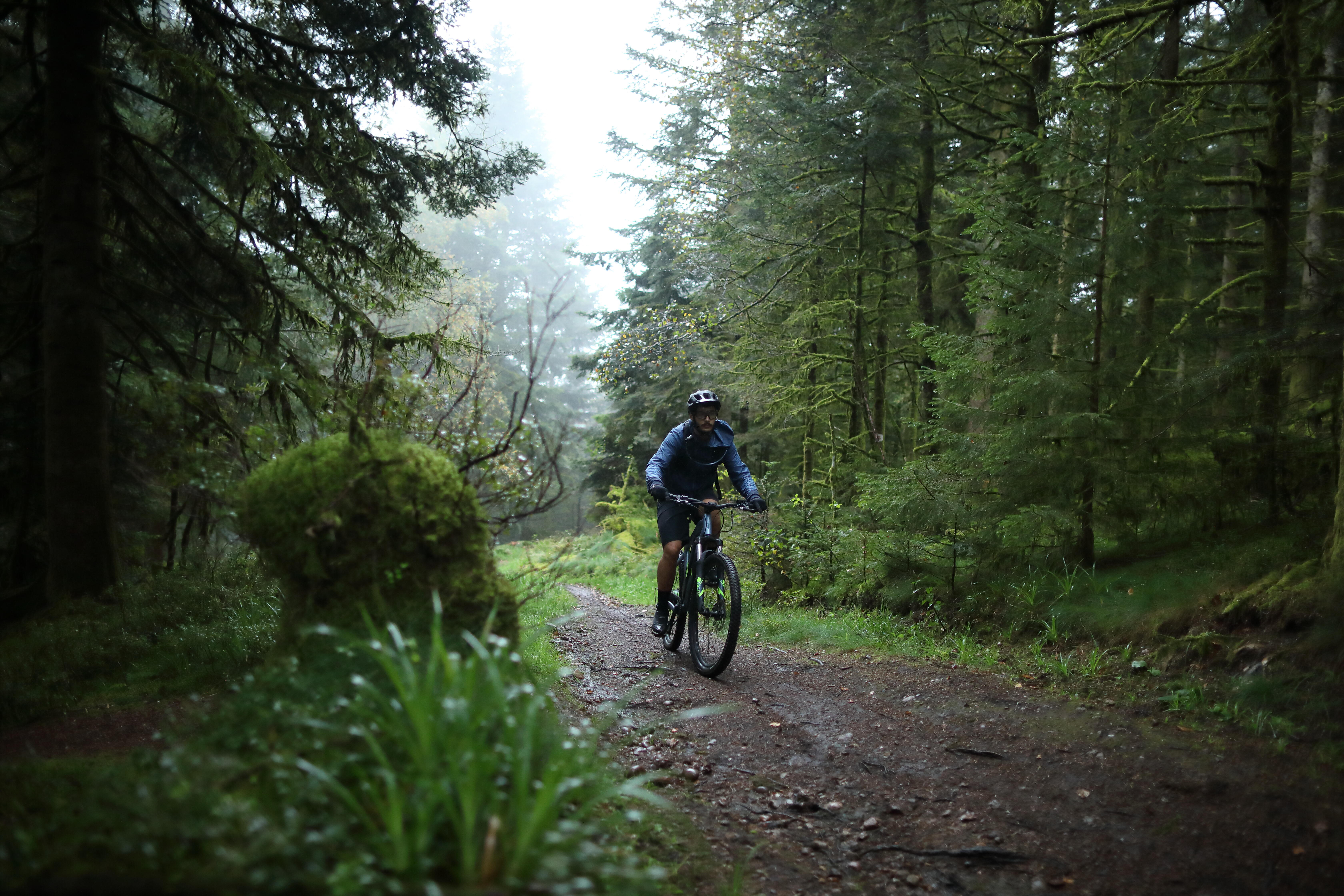 Manteau de vélo de montagne homme - bleu - ROCKRIDER