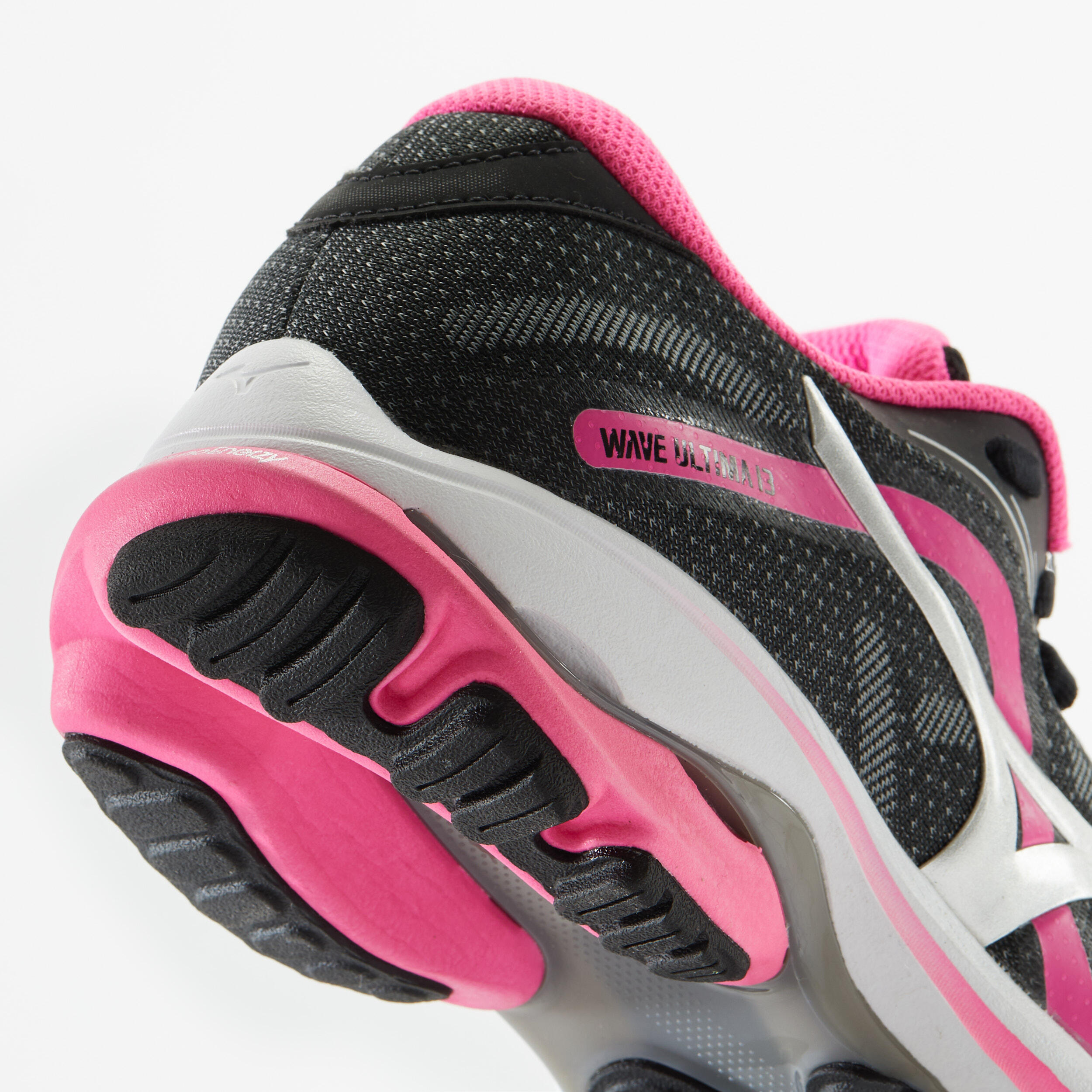 mizuno wave ultima 8 decathlon Cinosural International School