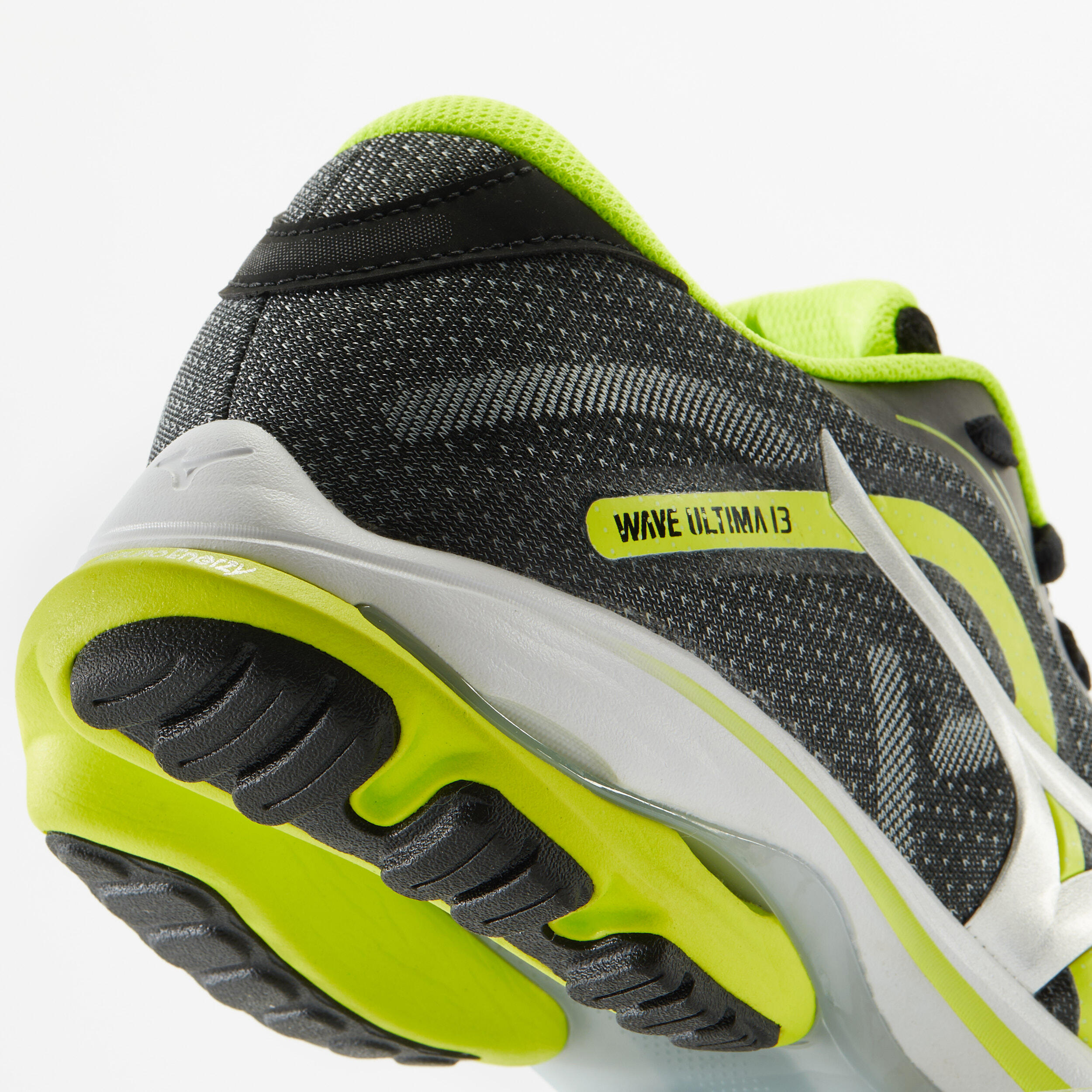 Decathlon mizuno store wave ultima