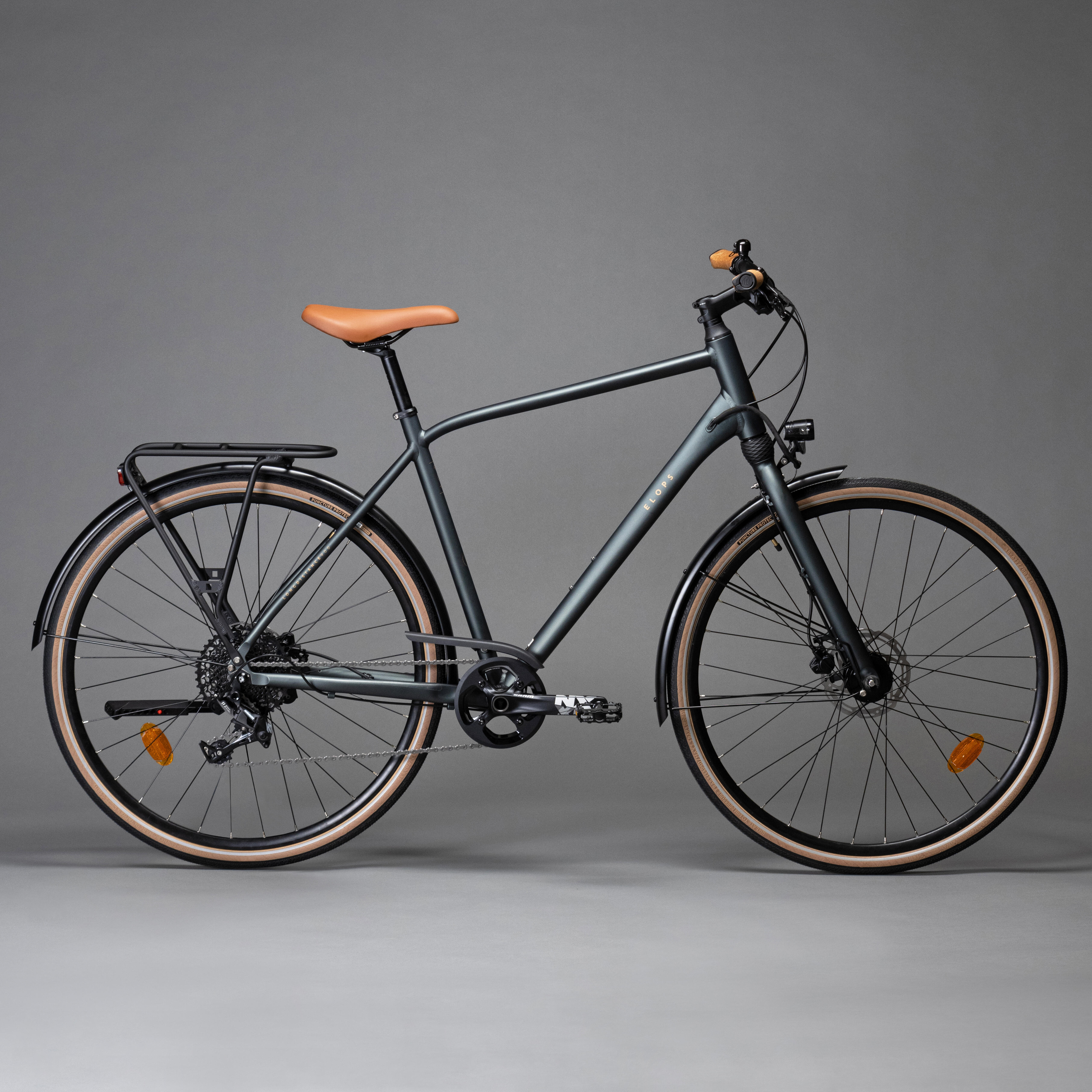 LONG-DISTANCE CITY BIKE 900 HIGH FRAME