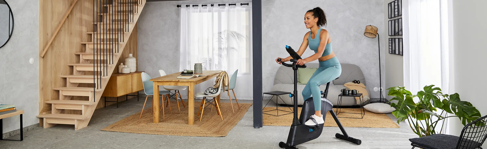 Matériel de fitness compact pour faire son sport à la maison