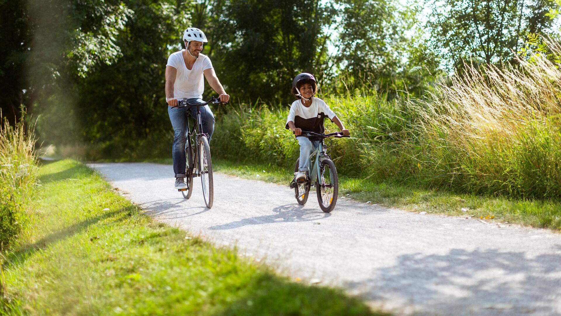 Come muoversi in bici con un bambino/una bambina?