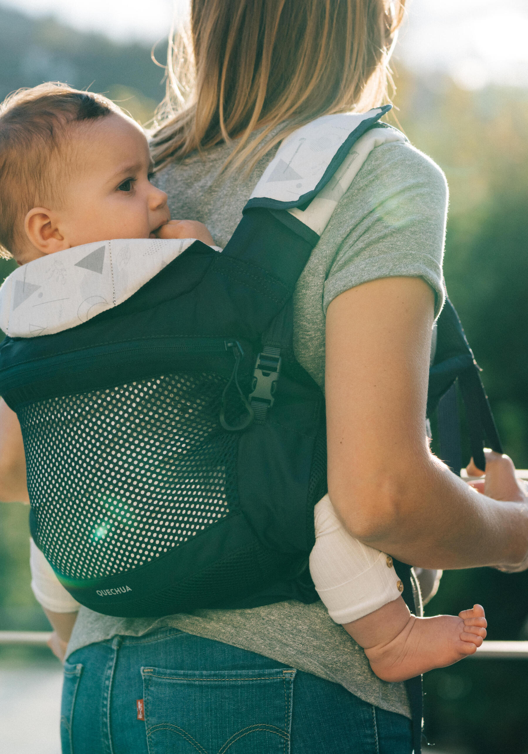La randonnée avec bébé : notre guide 