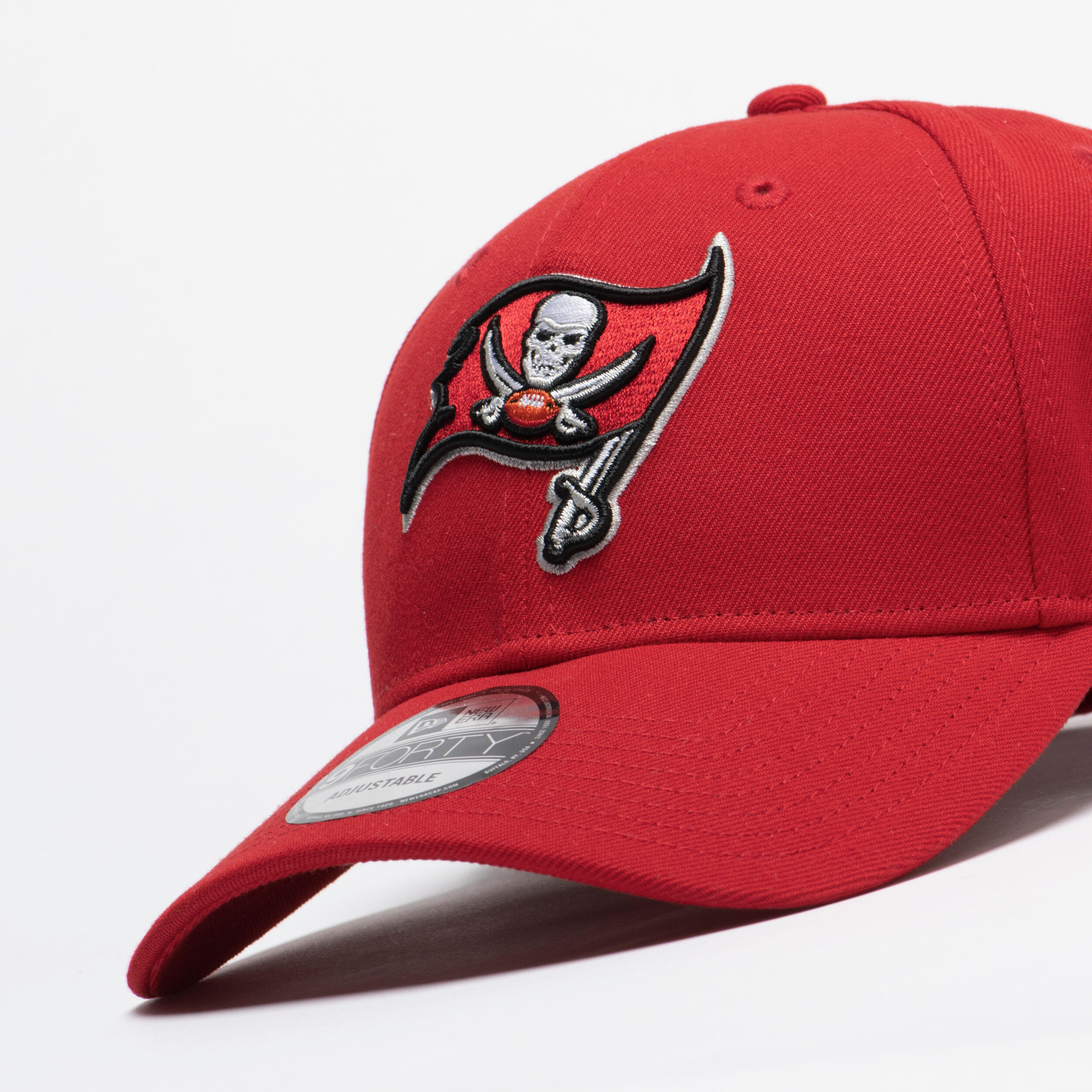 red buccaneers hat