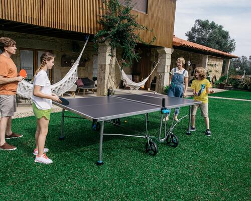 Billard, tennis de table, badminton … les bienfaits des sports intergénérationnels