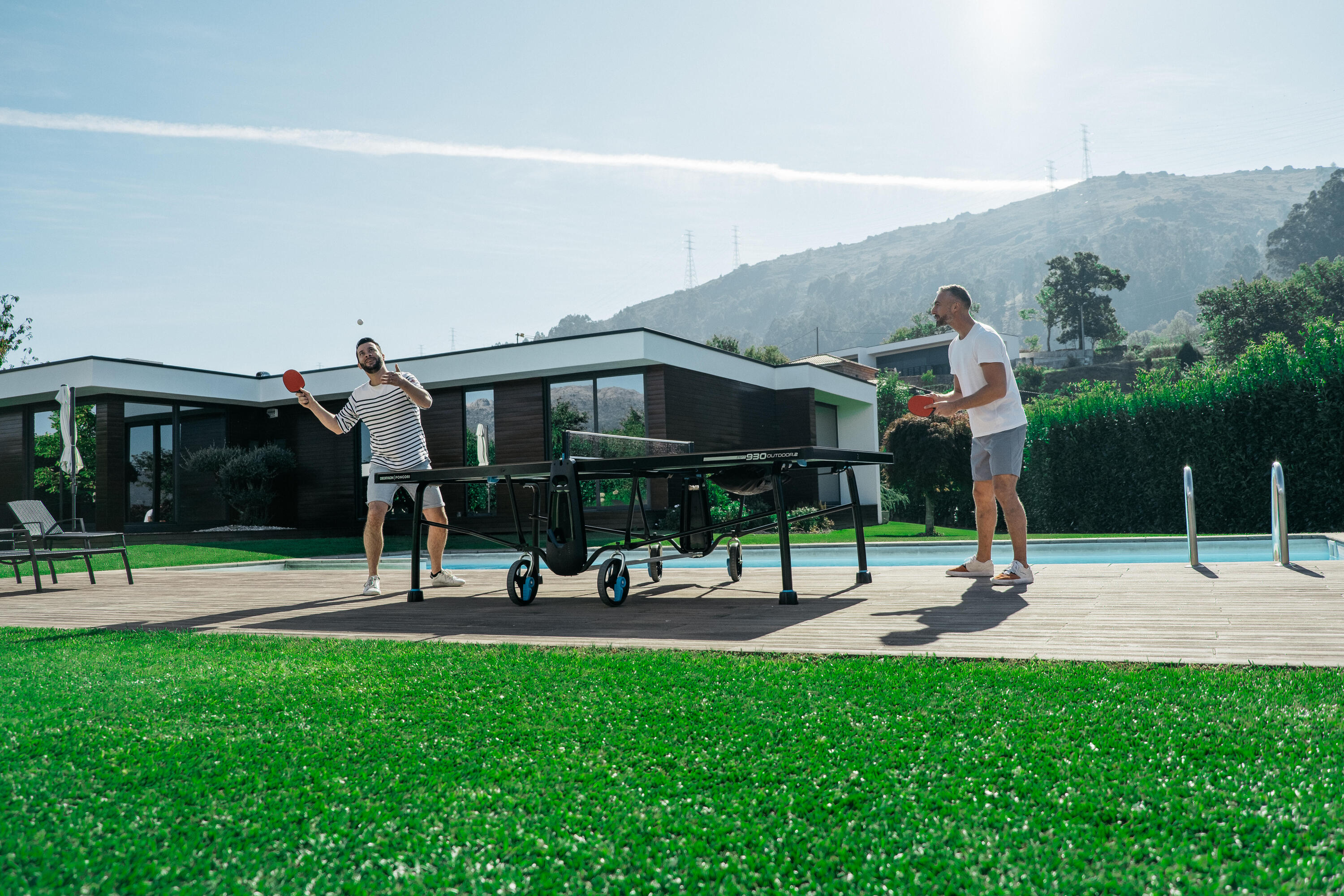 Seconde vie - TABLE DE PING PONG EXTÉRIEURE PPT 930.2 NOIRE AVEC HOUSSE INCLUSE 17/25