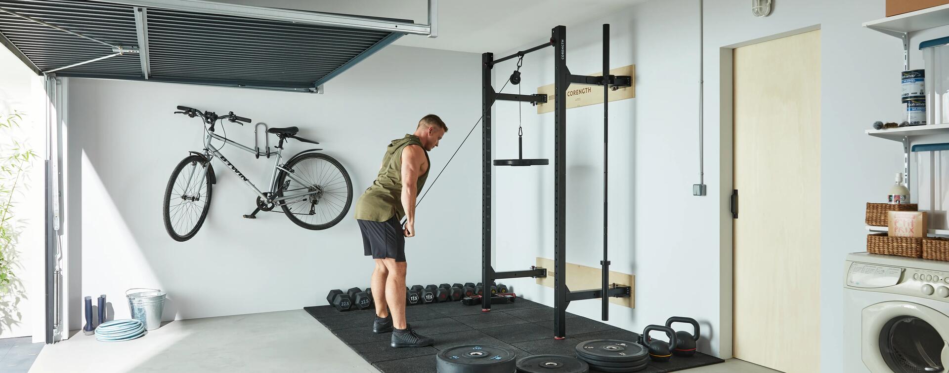 Foldable squat-pull wall rack