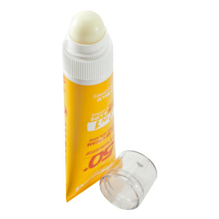 Солнцезащитный крем/губная помада IP50+