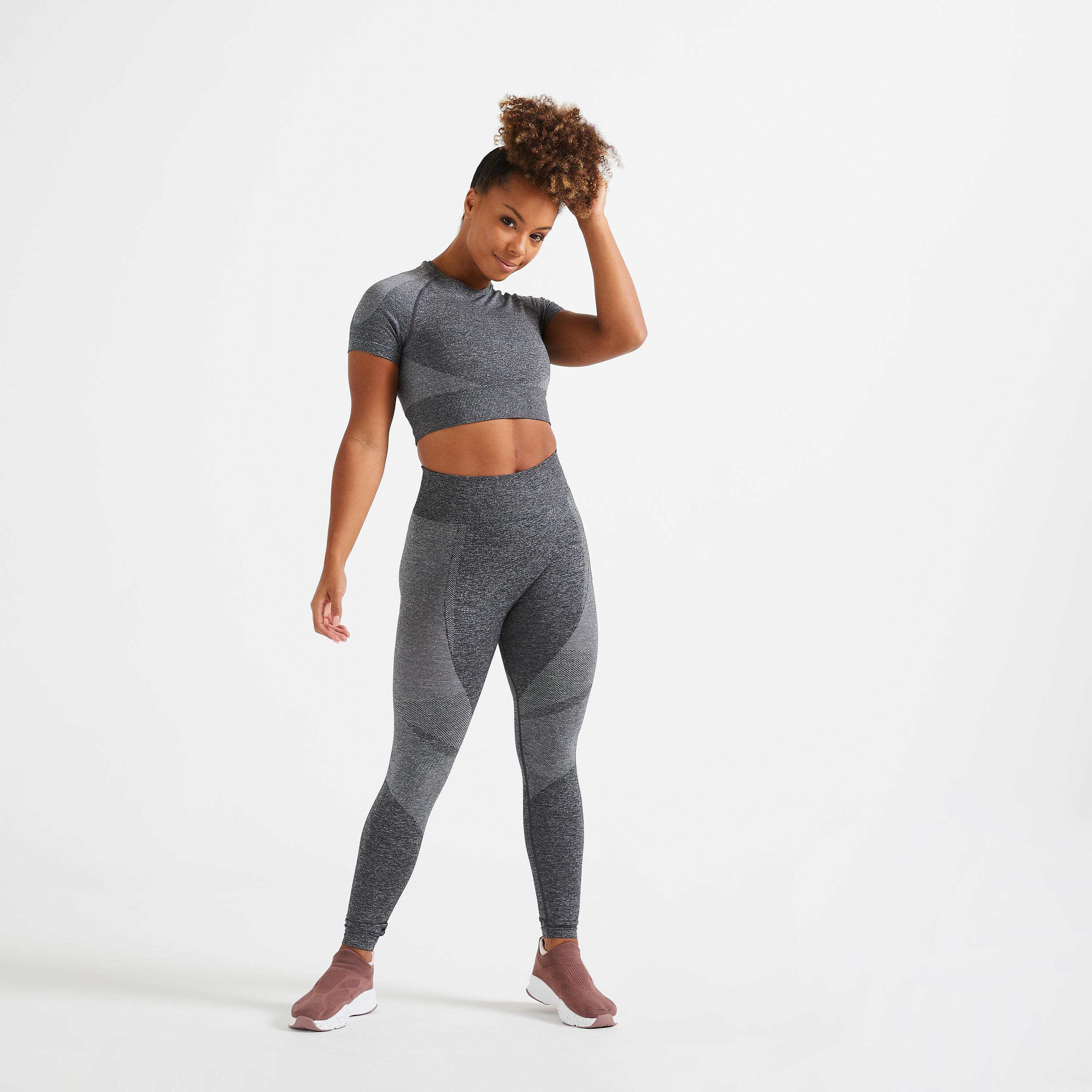 Seamless Short-Sleeved Cropped Fitness T-Shirt - Grey 2/5