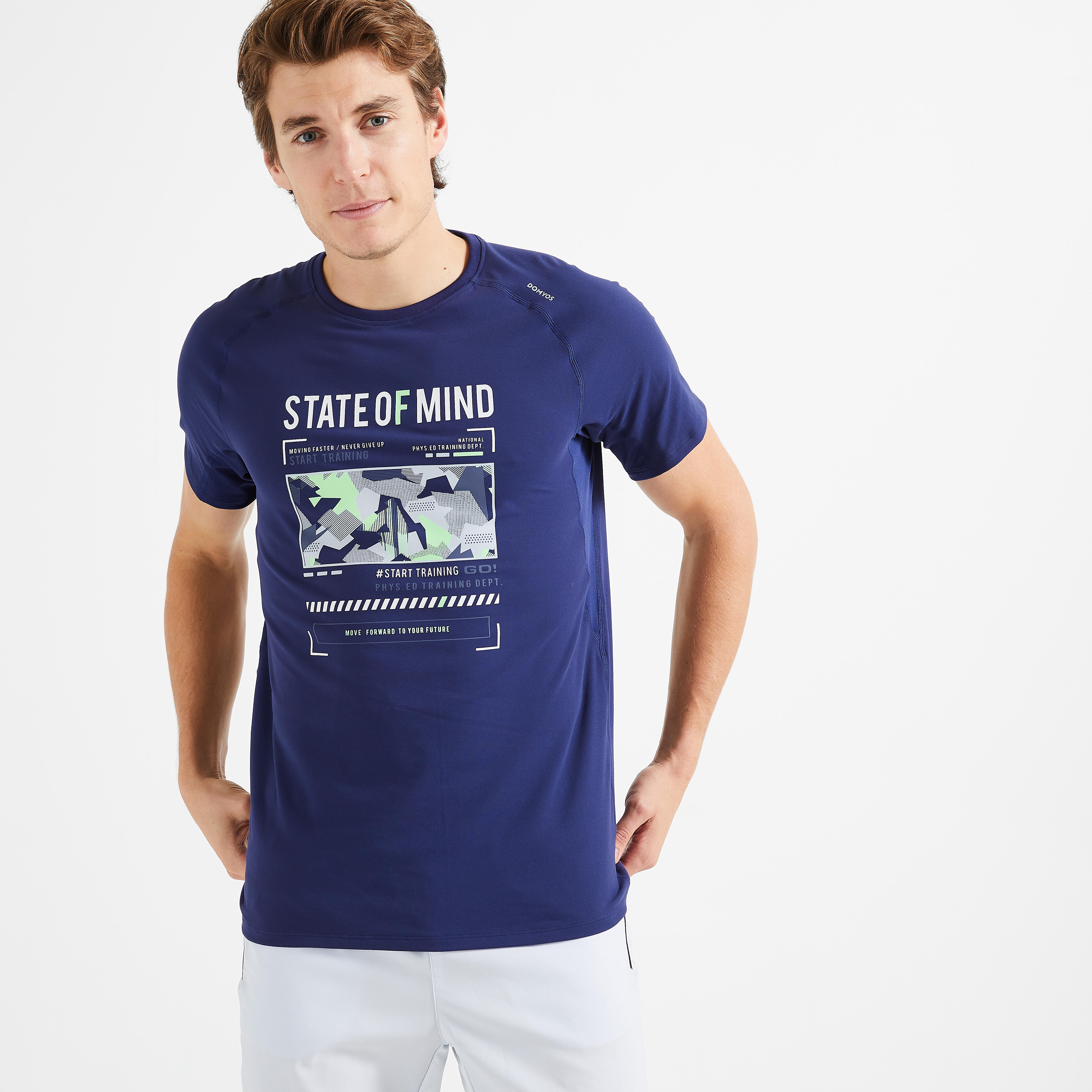 T-shirt fitness essenziale traspirante da uomo con scollo rotondo - stampa blu