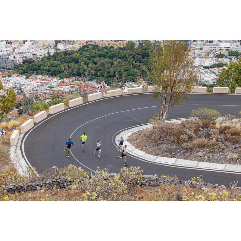 CALÇÕES DE CORRIDA MARATONA KIPRUN HOMEM PRETO