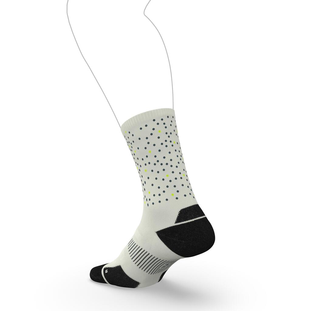 Run900 Mid-Calf Thick Running Socks - White caps and dots