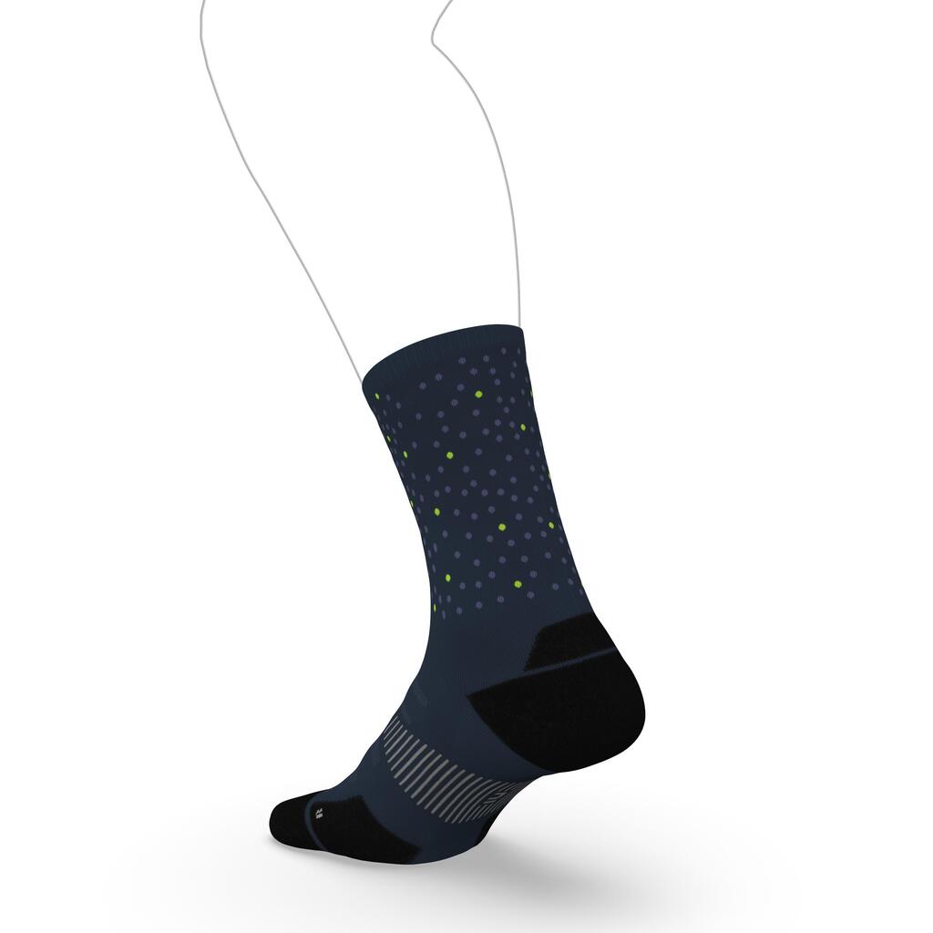 Run900 Mid-Calf Thick Running Socks - White caps and dots