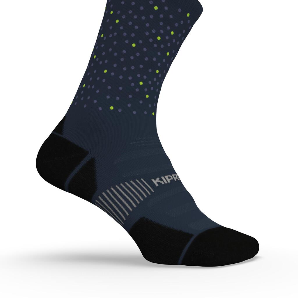 Run900 Mid-Calf Thick Running Socks - White caps and dots