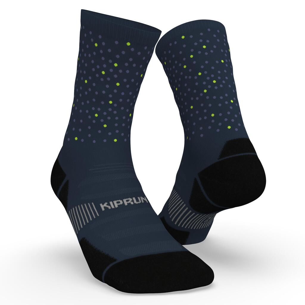 Run900 Mid-Calf Thick Running Socks - White caps and dots