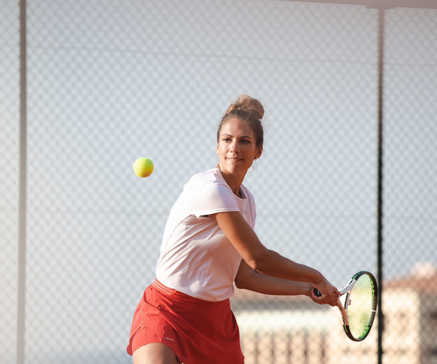 Tennis skills: how to hit a good cross-court backhand stroke