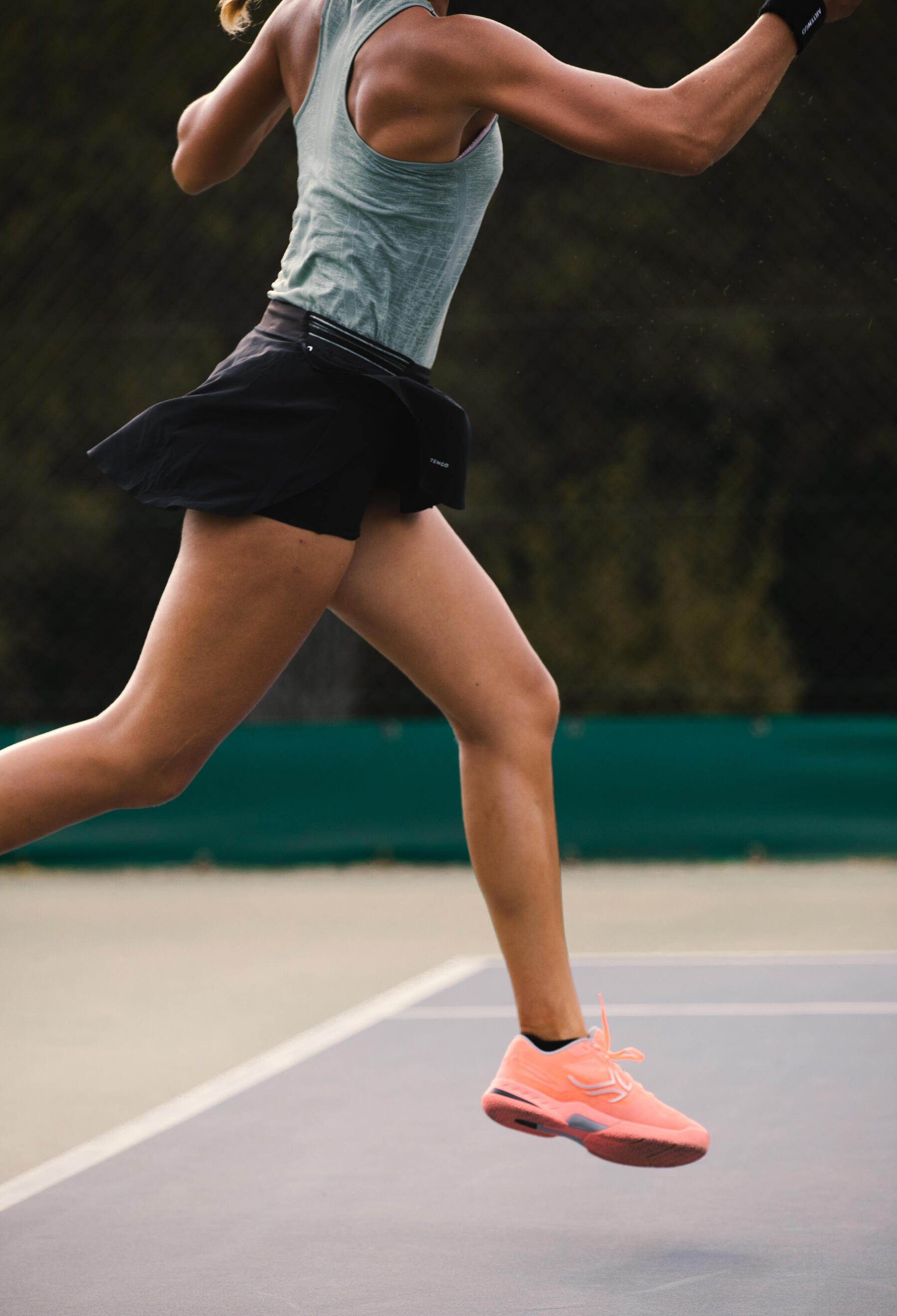 How To Choose Your Adult Tennis Shoes