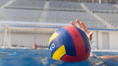 thumbnail-comment-choisir-un-ballon-de-waterpolo.jpg