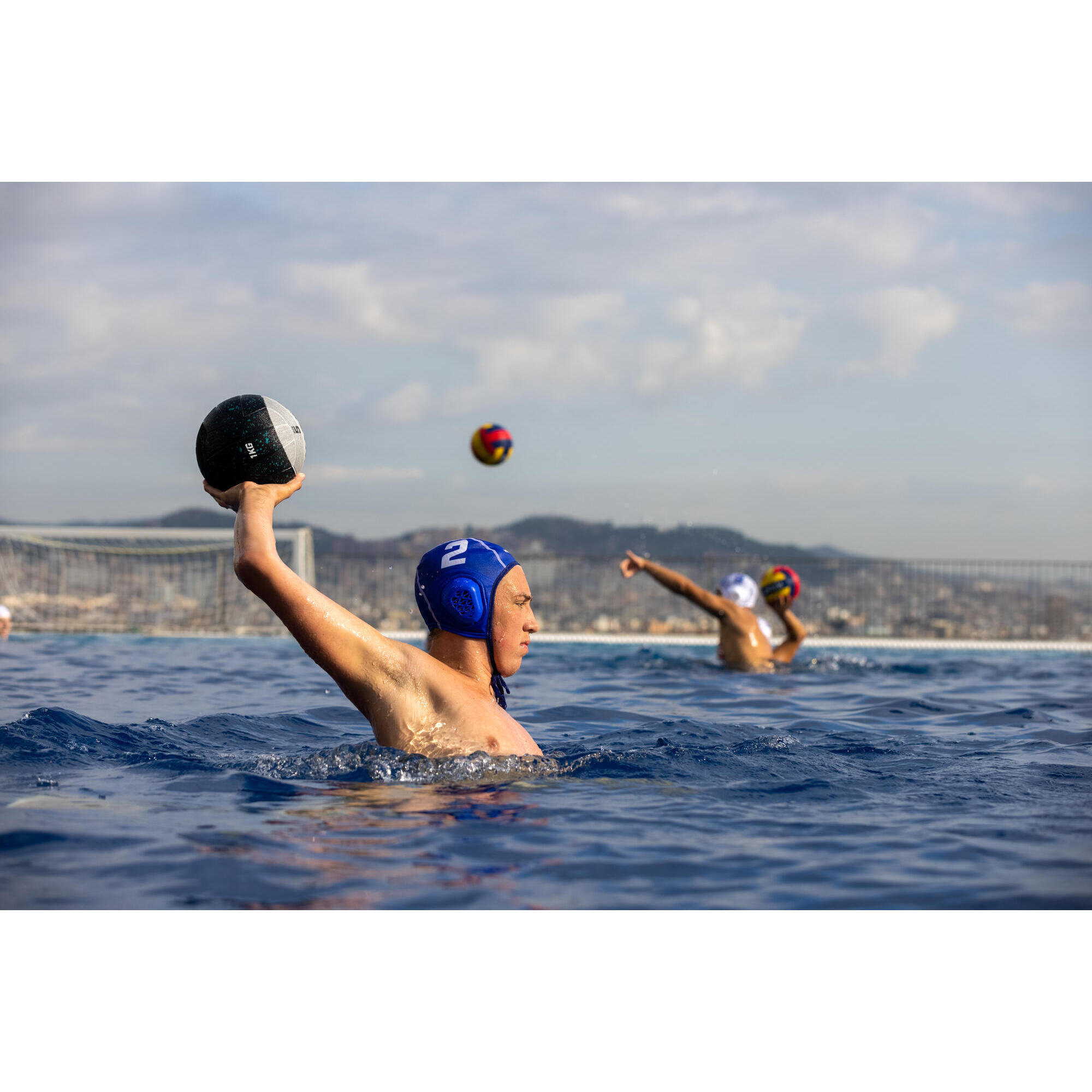 WATER POLO BALL WP500 WEIGHTED 1KG SIZE 5