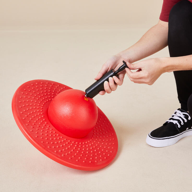 Pelota Equilibrio Rojo (Pogo Ball) + Bomba