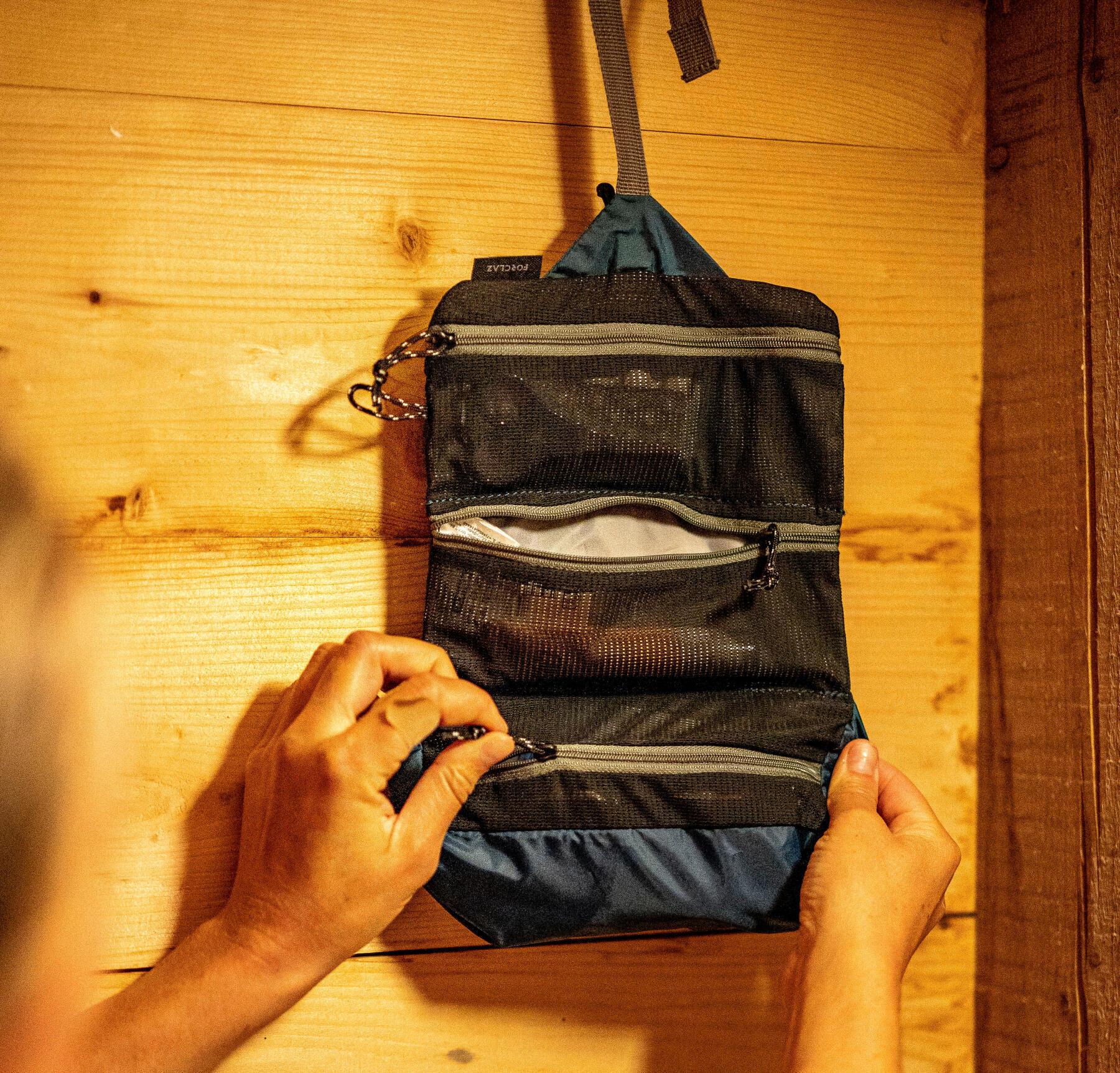 travel toiletries bag