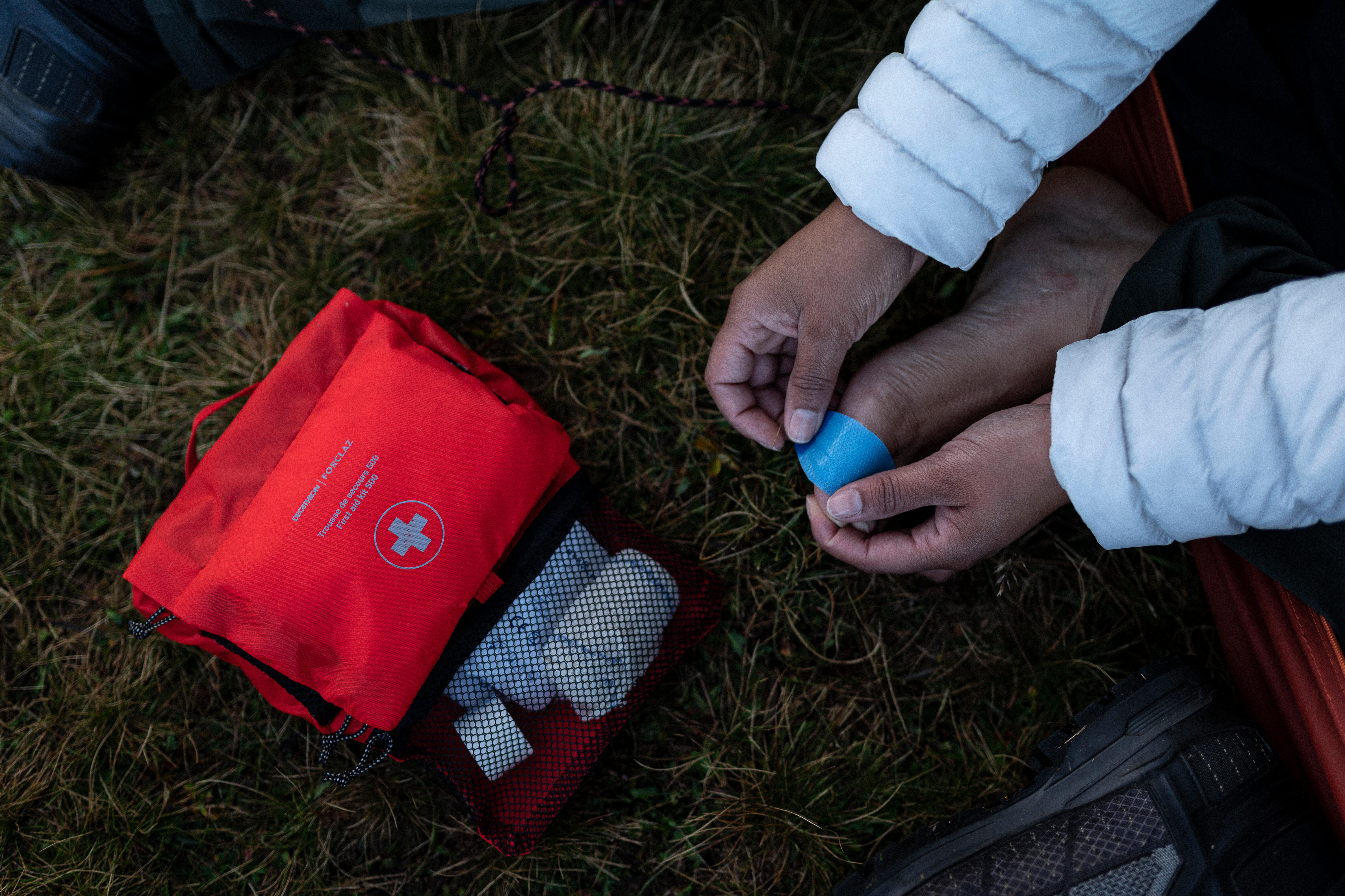 Hiking 47-Piece First Aid Kit - 500 - FORCLAZ