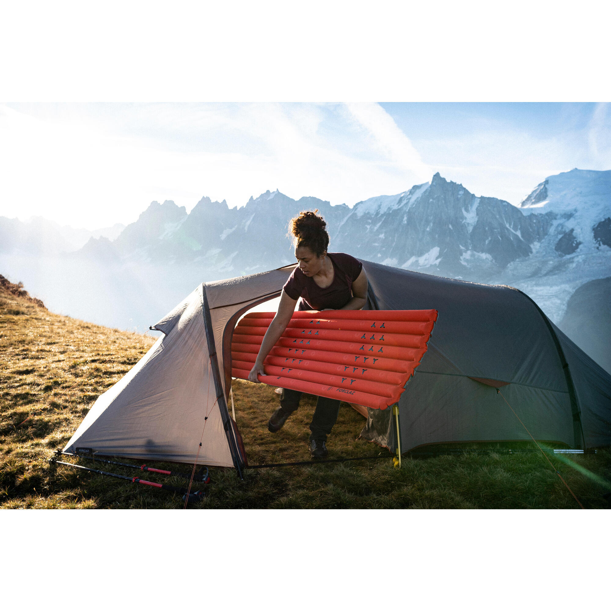 Tenda a tunnel da trekking - Posti letto 4 - MT900