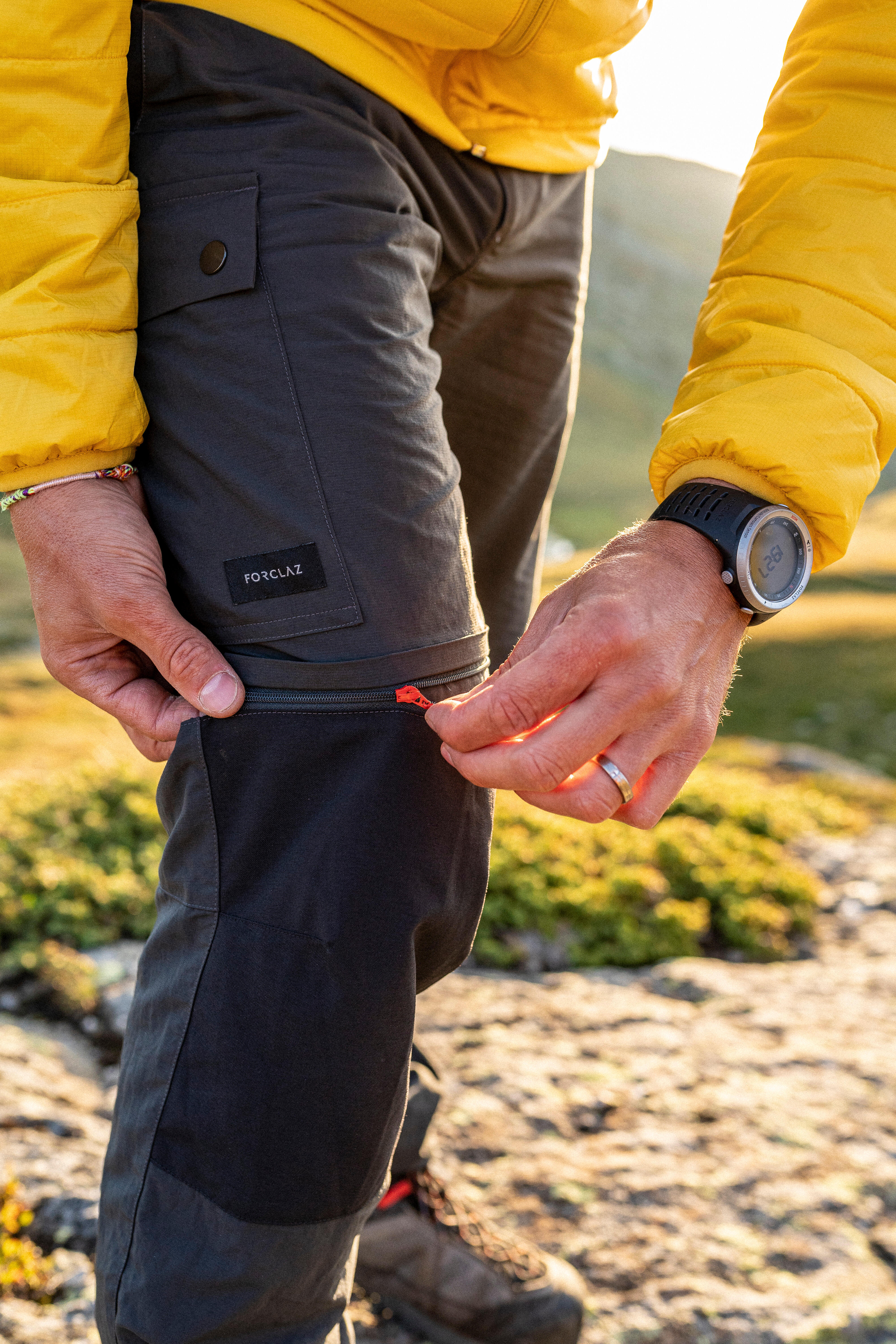 Erkek Moduler Dayan kl 2 si 1 Arada Outdoor Trekking Pantolon Gri MT100 FORCLAZ Decathlon