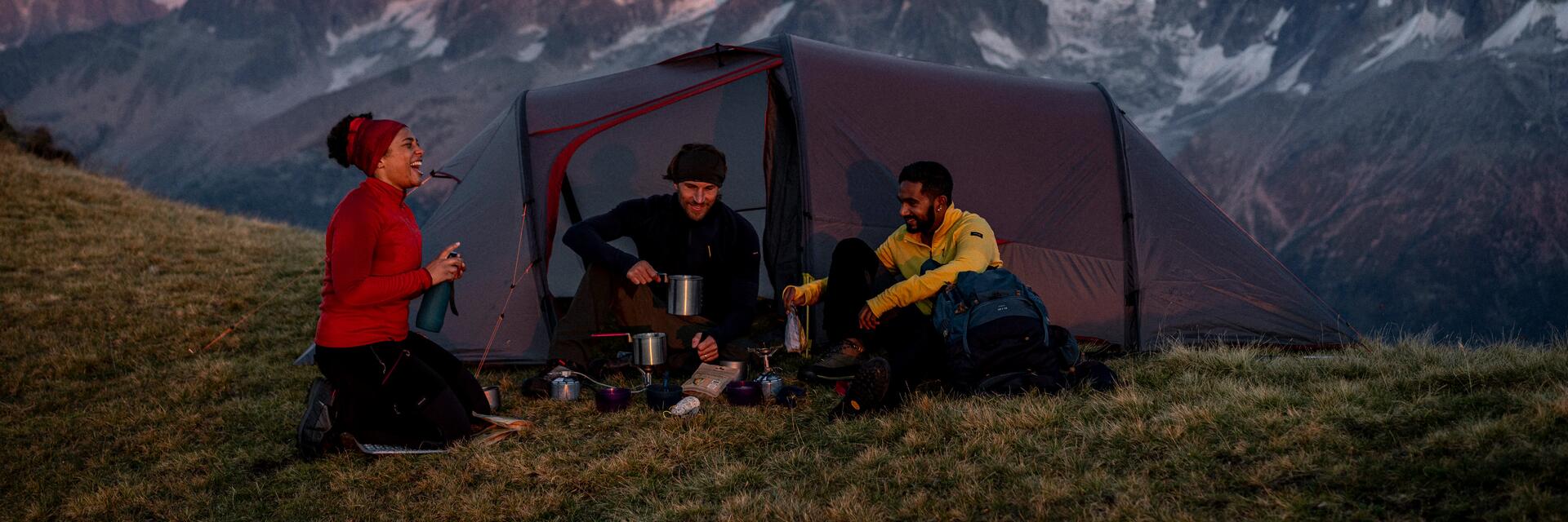 Partir en bivouac : équipement indispensable de randonnée