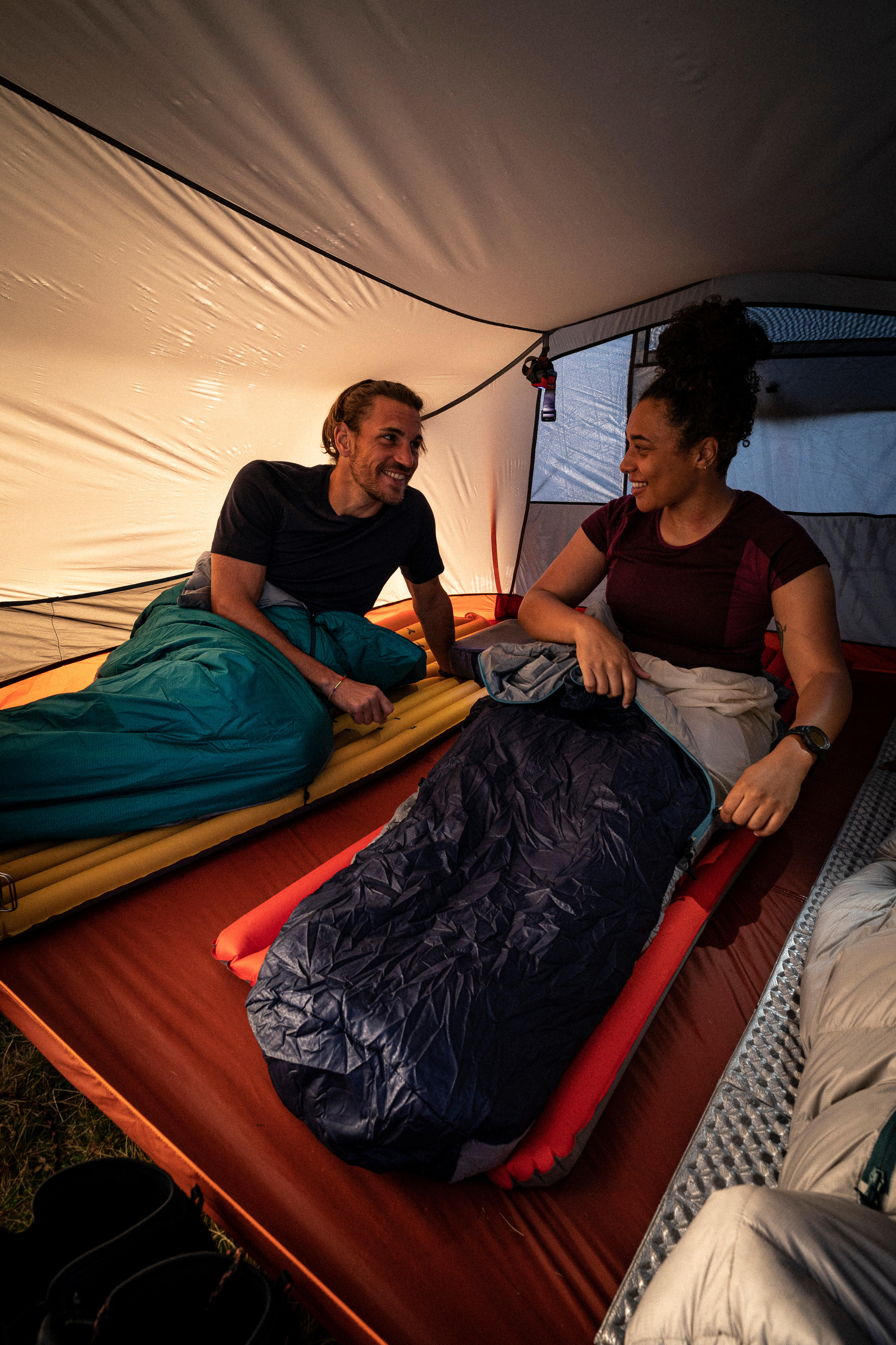 Camping Sleeping Bag 15°C – MT 500 - SIMOND