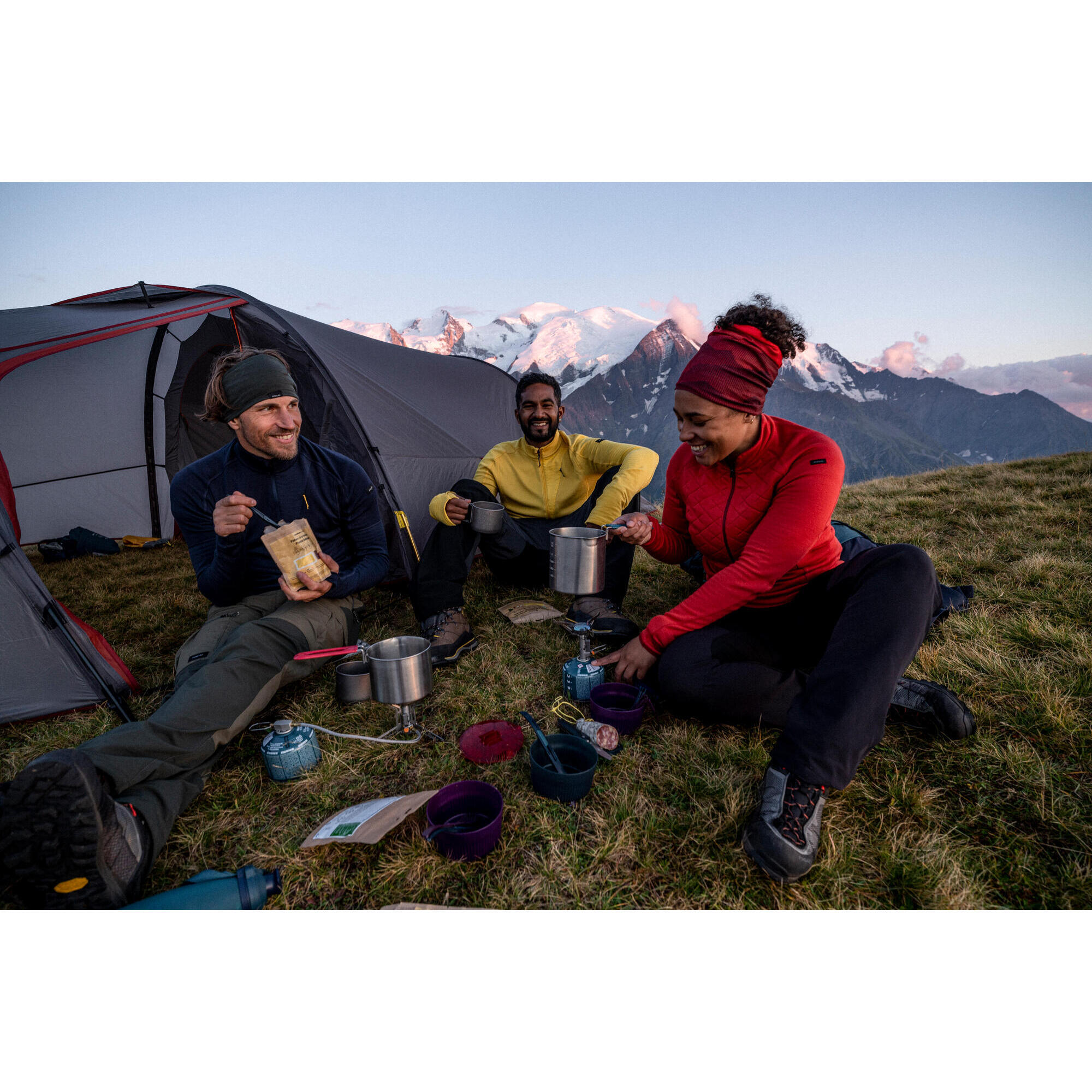 Брюки для треккинга в горах водоотталкивающие женские MT900  FORCLAZ