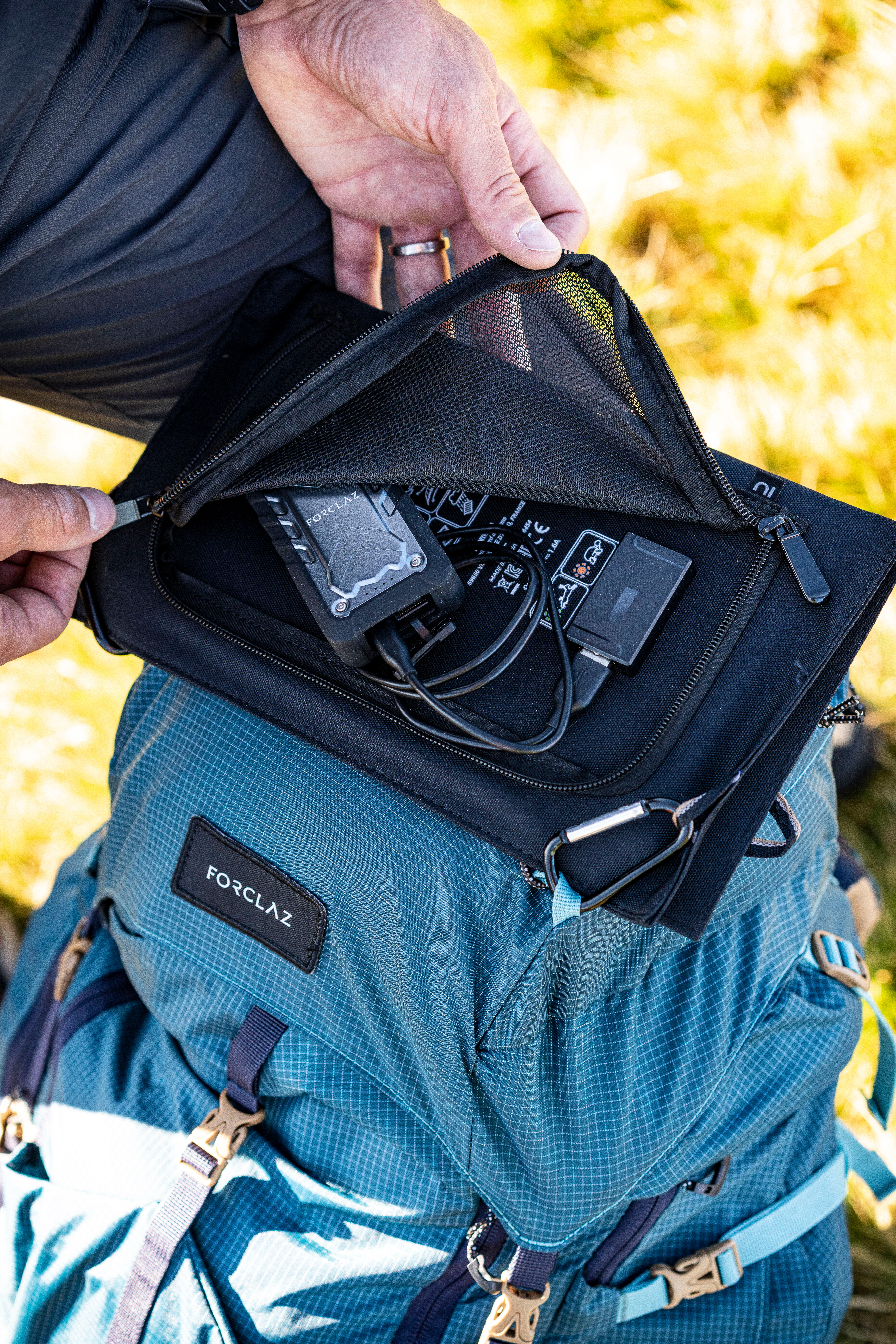 Men’s Trekking Backpack 50 + 10 L, MT 500 Air - FORCLAZ