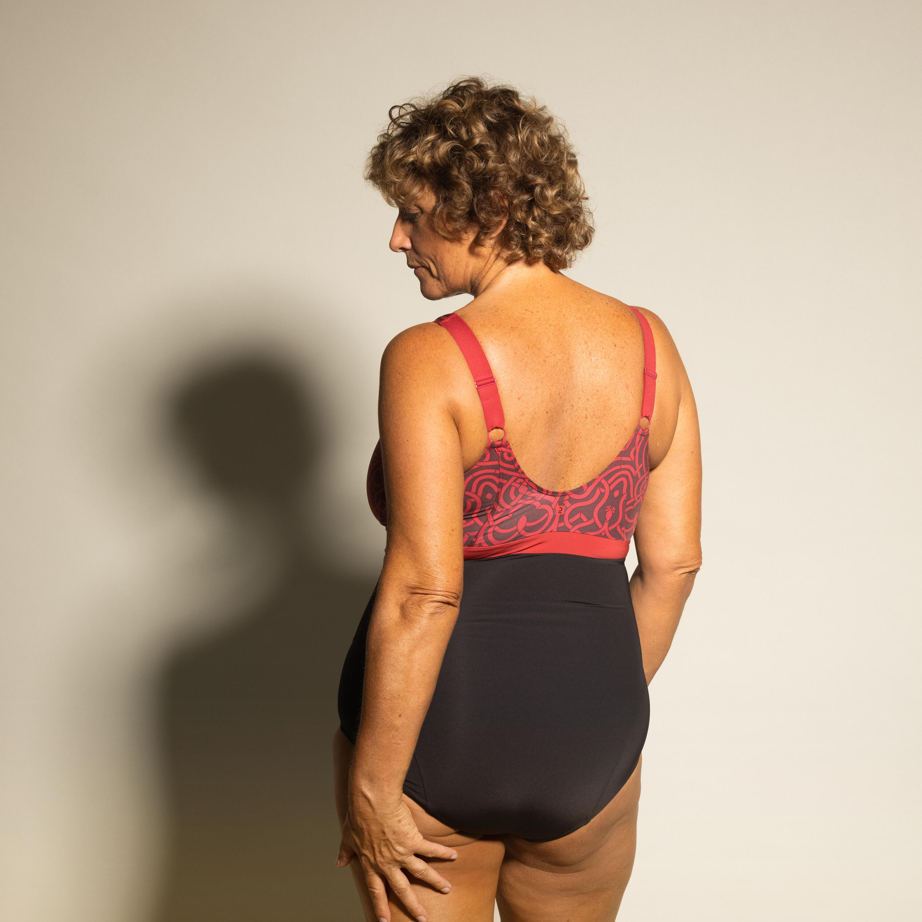 Women's 1-piece aquafitness swimsuit Cera black burgundy. Cup size D/E 4/12