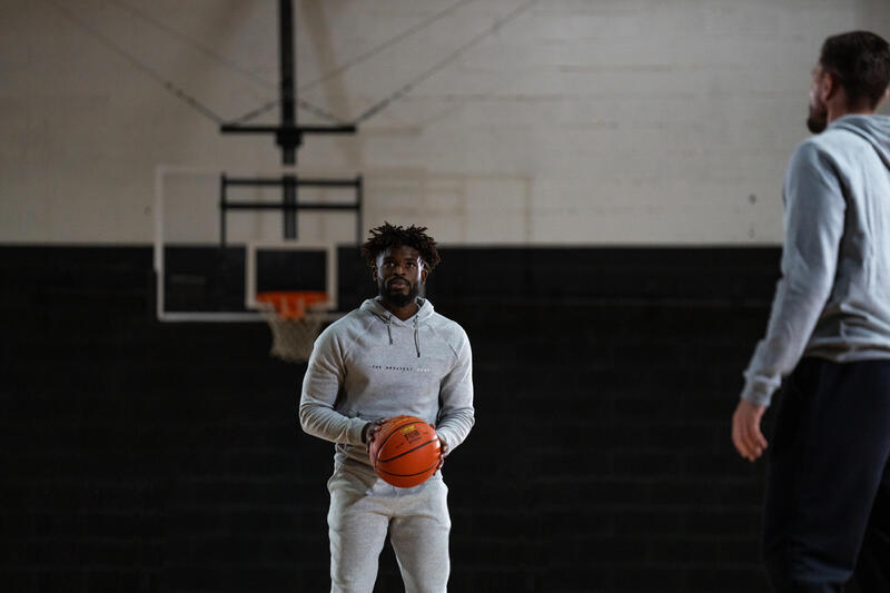 Pantalón Chándal Baloncesto Adulto Tarmak P100 Negro