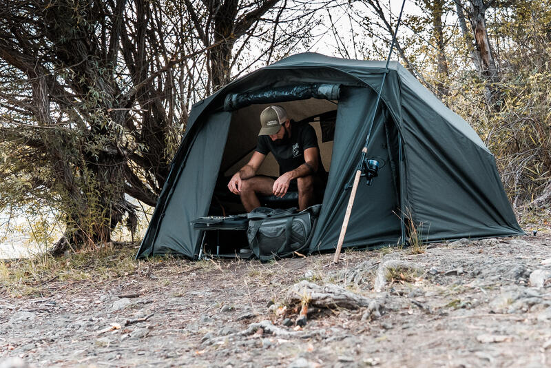 COMO ESCOLHER A TENDA E EQUIPAMENTO PARA A PESCA À CARPA?