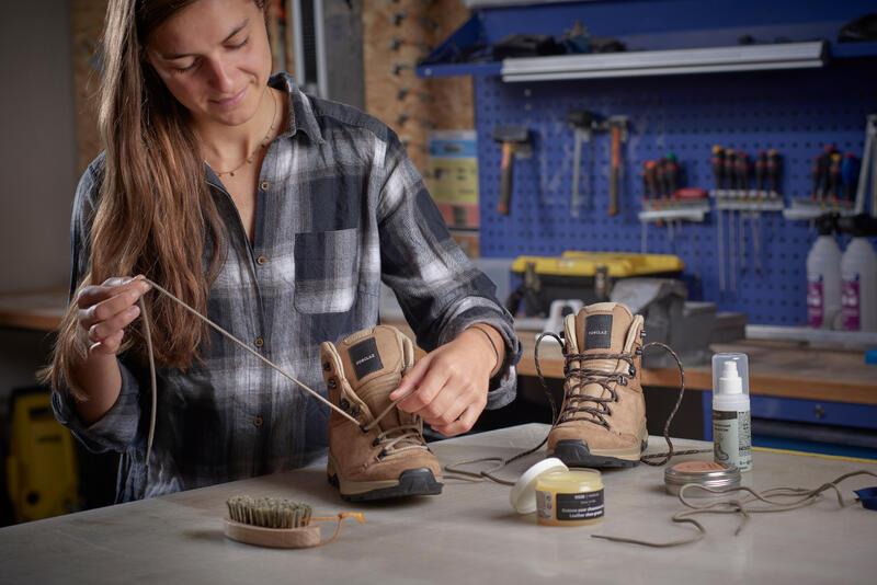 Hoe onderhoud ik mijn wandelschoenen?