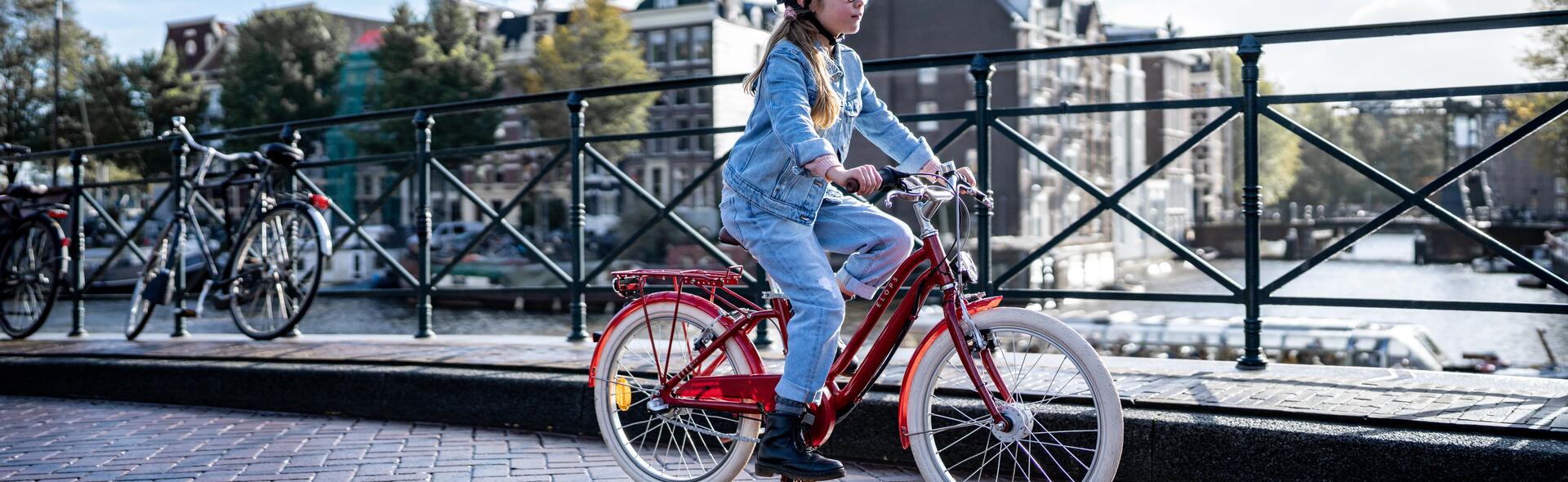 andare-in-bici-in-città-con-i-bambini