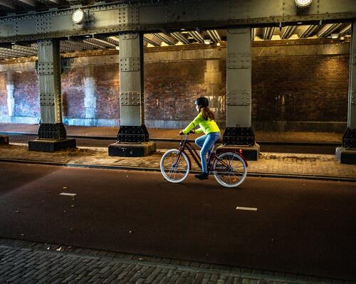 apprendre-enfant-a-faire-du-velo-en-ville