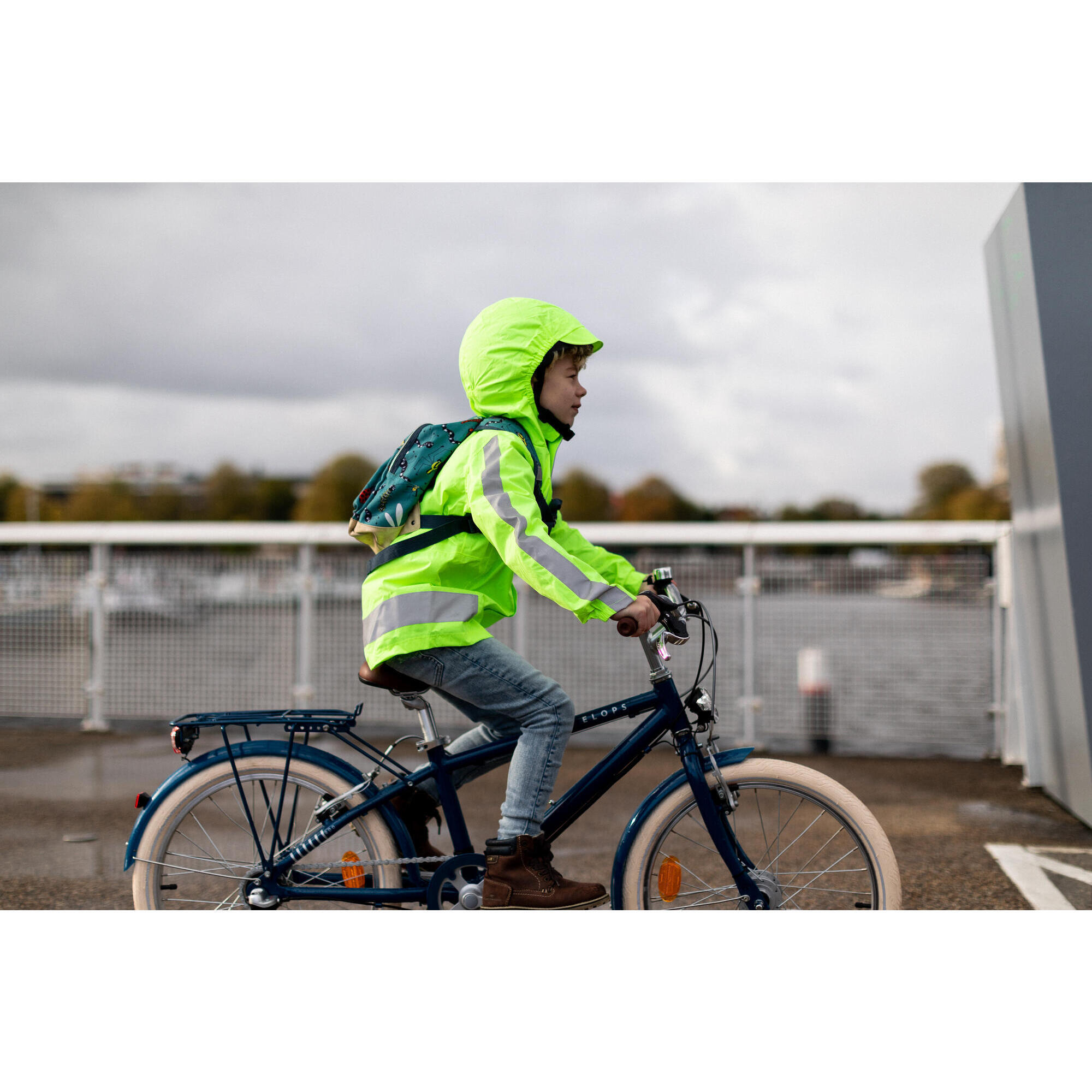 VESTE VELO 500 ENFANT PLUIE JAUNE HAUTE VISIBILITE BTWIN Decathlon