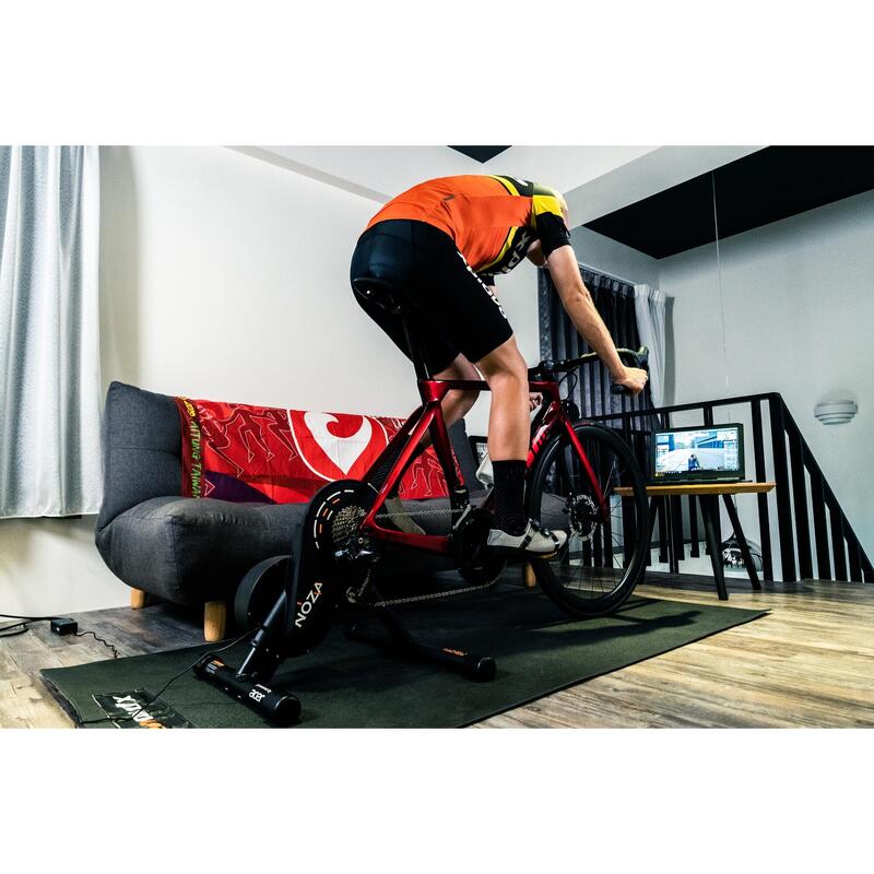 Jaki trenażer do Zwift wybrać? Poradnik rowerowy