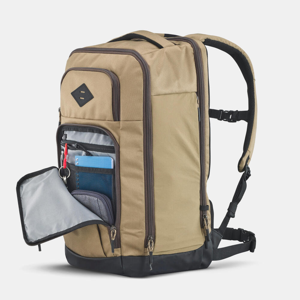 NH Escape500 backpack storage front pockets