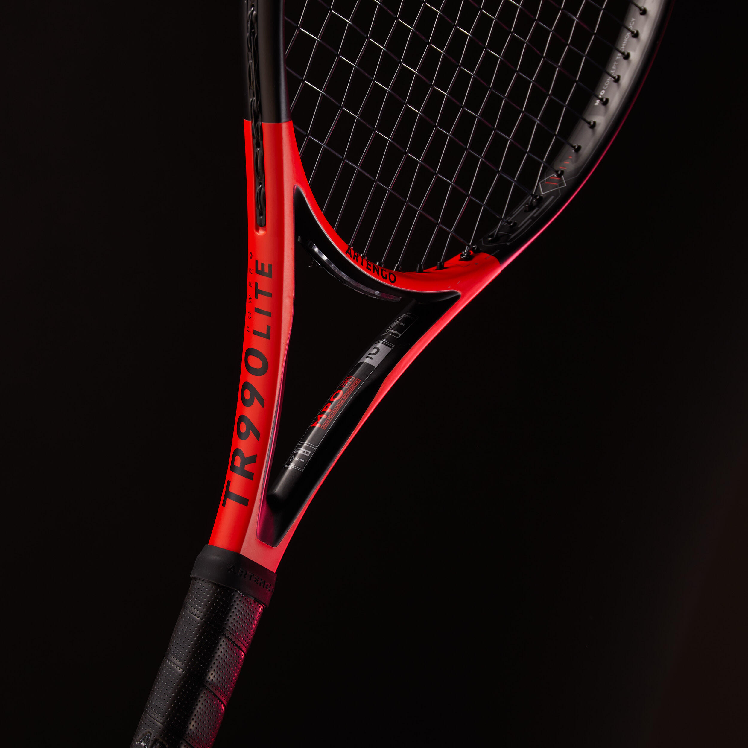 270 g Adult Tennis Racket TR990 Power Lite - Red/Black 7/10