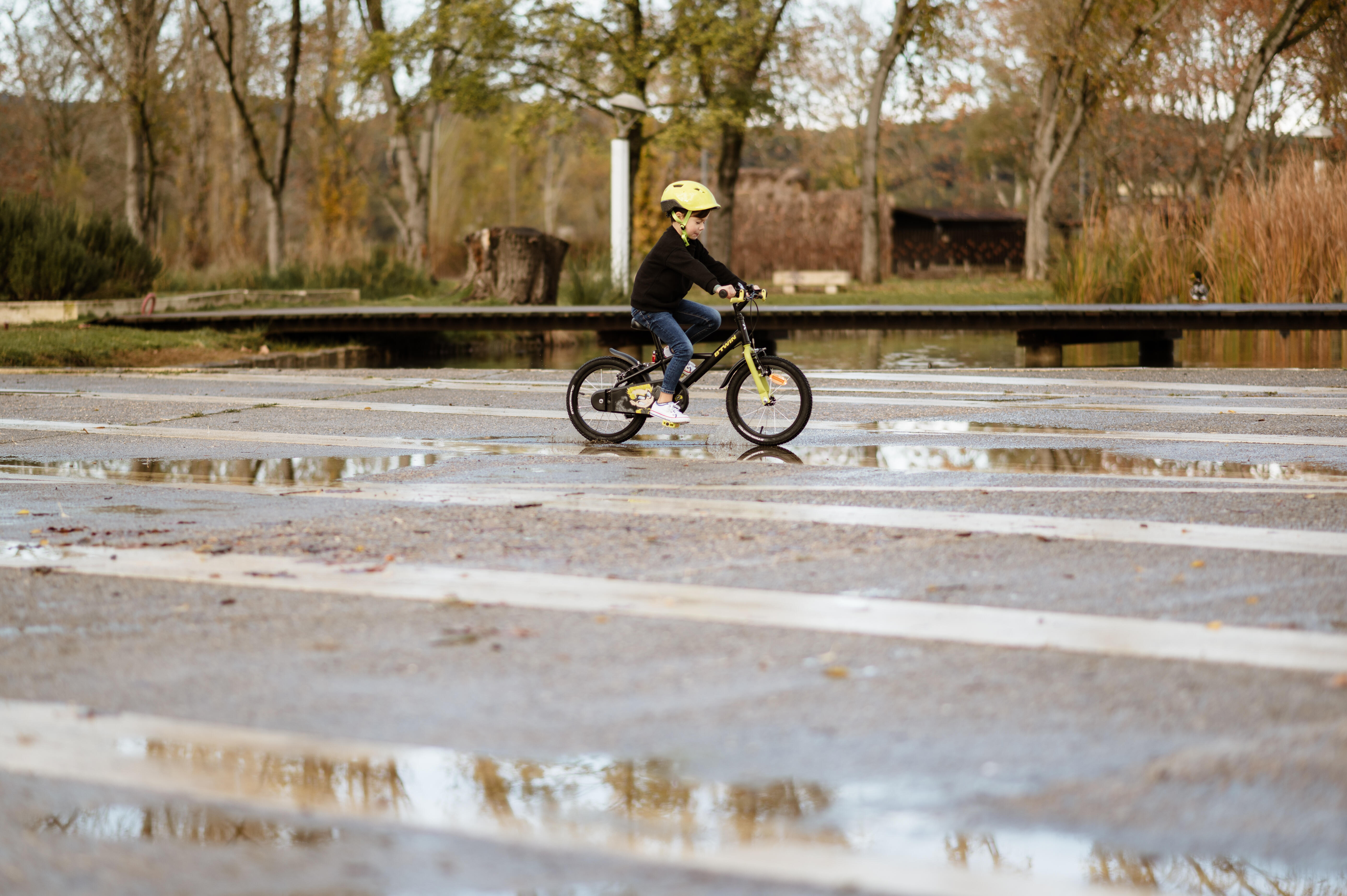 BICICLETTA 16 POLLICI 4-6 ANNI 500 DARK HERO