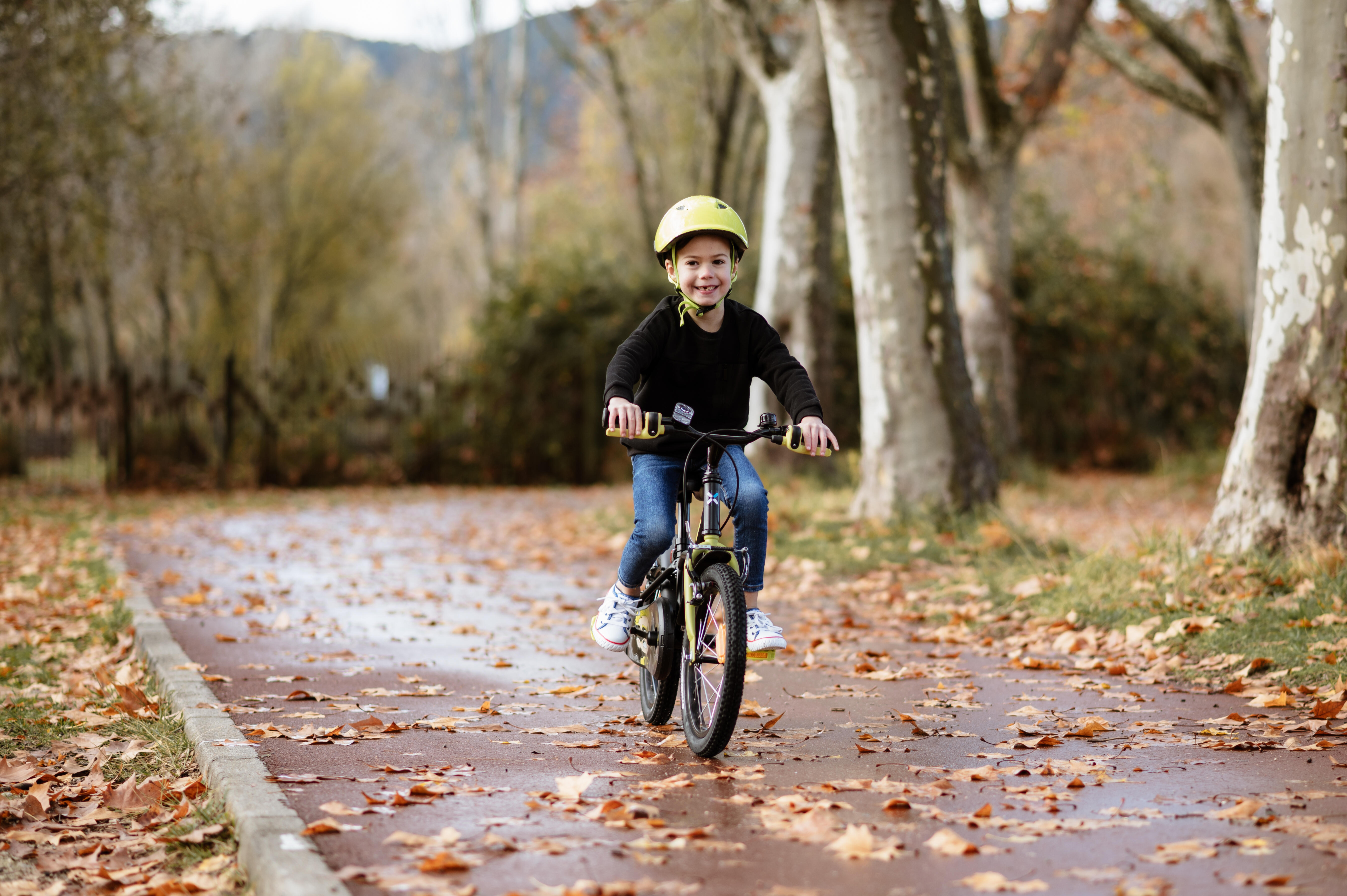 BICICLETTA 16 POLLICI 4-6 ANNI 500 DARK HERO