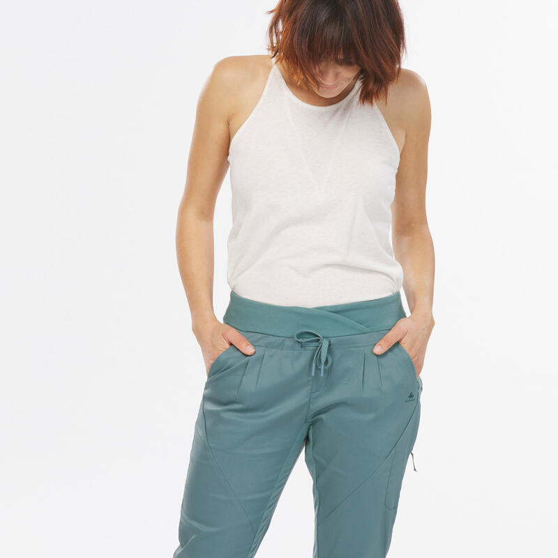 Pantaloni trekking donna NH500 SLIM verde oliva.