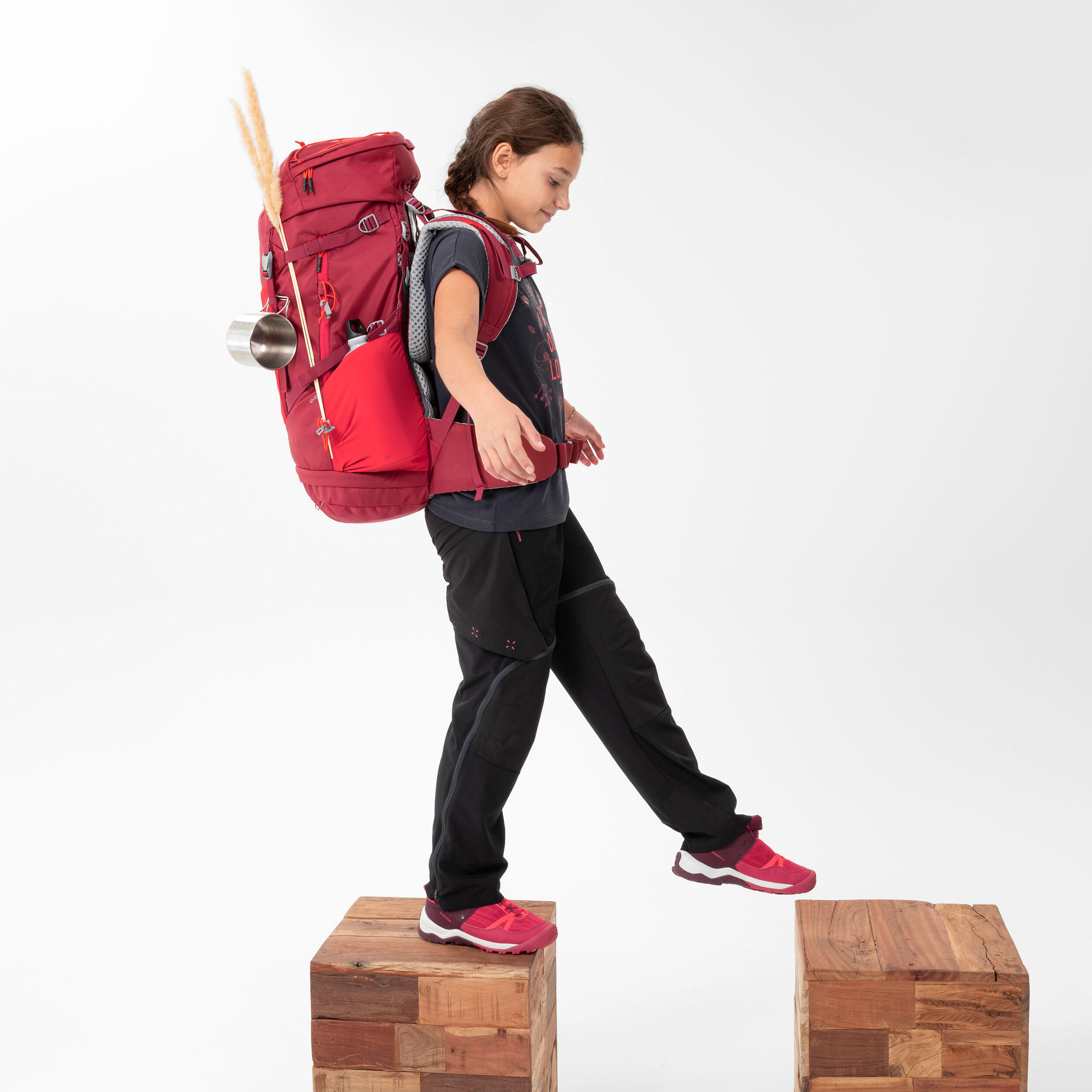 Children's Hiking/Trekking 40+10L Backpack MH500 5/18